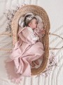 KOC_MUSLINOWY_4-WARSTWOWY_PUDROWY_ROZ_YOSOY_LIFESTYLE_PHOTO_2[1].jpg